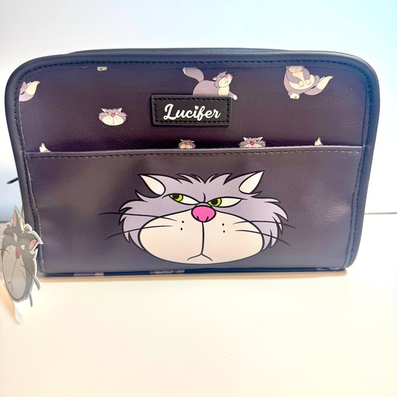 NWT. Lucifer cosmetic bag. Primark Disney Disney’s Cinderella makeup travel bag. - Picture 1 of 12
